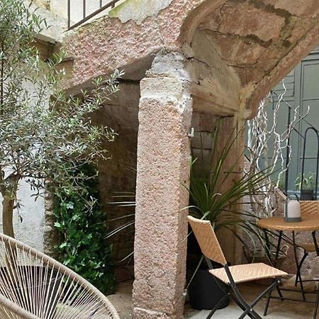 Les Fresques De Leon Apartment Tournus Ngoại thất bức ảnh